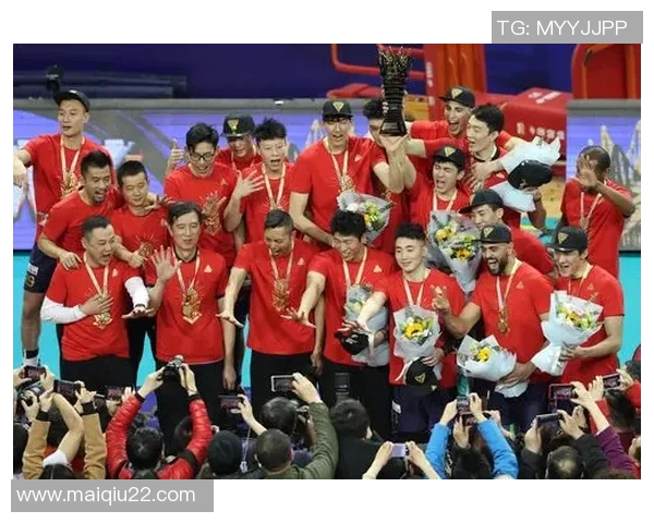 排球热议上海排球队速度之争与欧冠足球的精彩对比