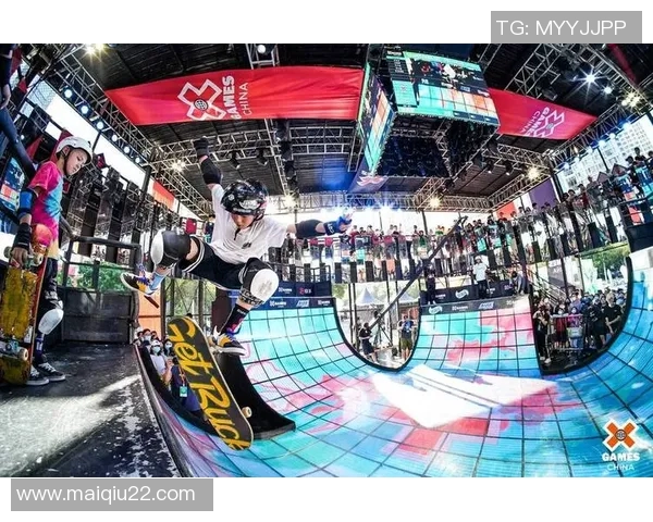 重庆滑板队在运动滑板团队协作中创新高排名展现体育精神与团队力量